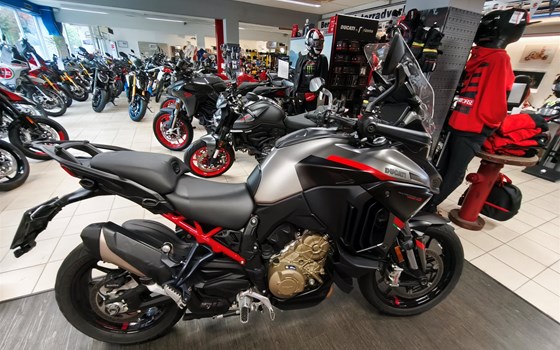 Gebrauchtmotorrad Ducati Multistrada V4 S Grand Tour - Bild 3