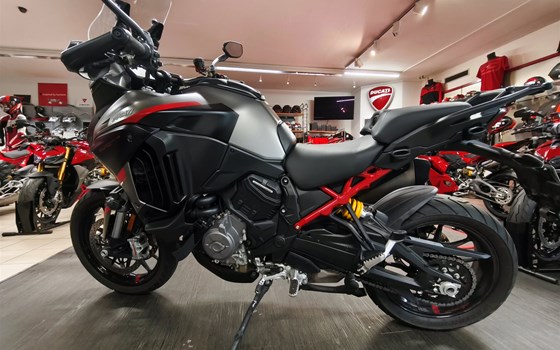 Gebrauchtmotorrad Ducati Multistrada V4 S Grand Tour - Bild 1