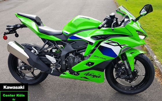 Neufahrzeug Kawasaki Ninja ZX-4RR - Bild 1
