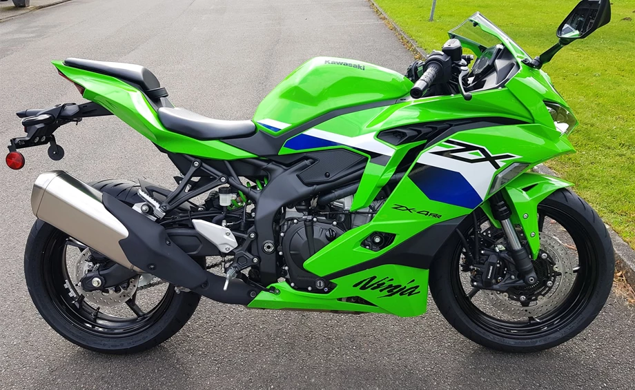 Angebot Kawasaki Ninja ZX-4RR Bild 4: Angebot Kawasaki Ninja ZX-4RR