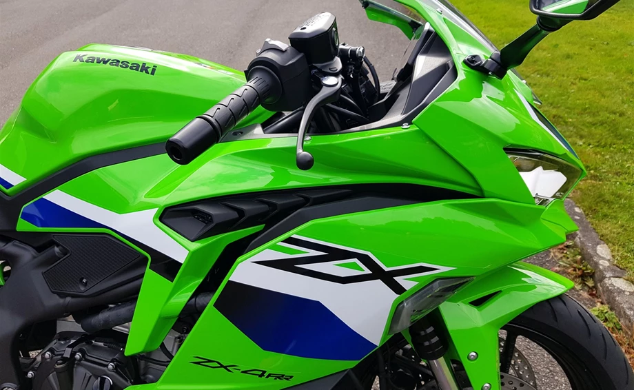 Angebot Kawasaki Ninja ZX-4RR Bild 7: Angebot Kawasaki Ninja ZX-4RR