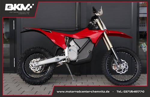 Neumotorrad Stark Future Varg EX