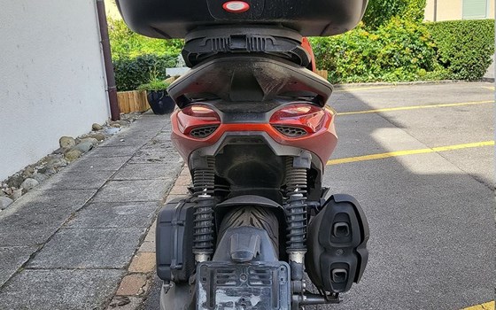 Motorrad Occasion Piaggio Beverly 400 hpe - Bild 3