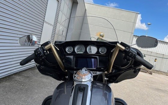 Gebrauchtmotorrad Harley-Davidson Touring Electra Glide Ultra Limited FLHTK - Bild 12 Gebrauchtmotorrad Harley-Davidson Touring Electra Glide Ultra Limited FLHTK - Bild 12
