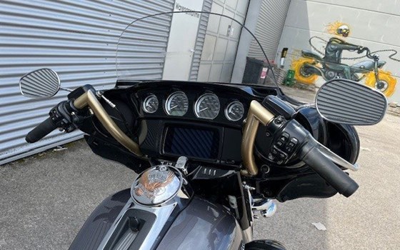 Gebrauchtmotorrad Harley-Davidson Touring Electra Glide Ultra Limited FLHTK - Bild 5 Gebrauchtmotorrad Harley-Davidson Touring Electra Glide Ultra Limited FLHTK - Bild 5