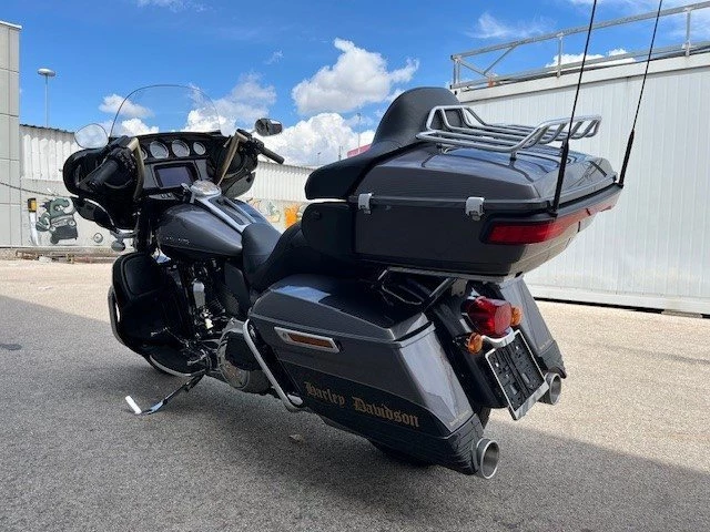 Harley-Davidson Touring Electra Glide Ultra Limited FLHTK (Charcoal Pearl/Vivid Black/Gold) - Bild 9