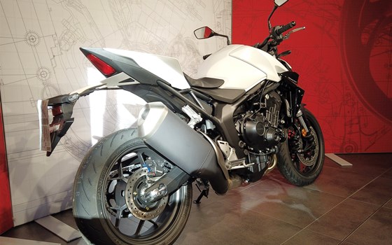 Neufahrzeug Honda CB1000 Hornet - Bild 12