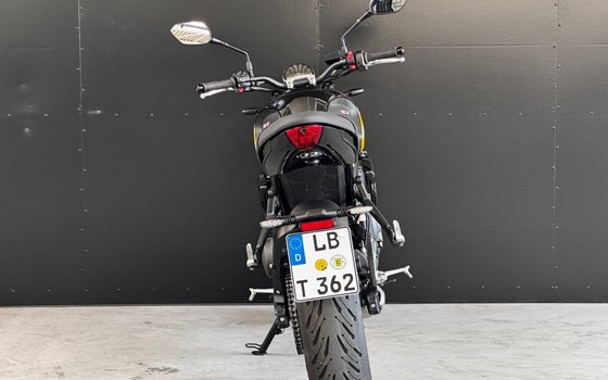 Gebrauchtmotorrad Triumph Trident 660 - Bild 4