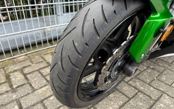 Gebrauchtmotorrad Kawasaki Z1000SX - Bild 11