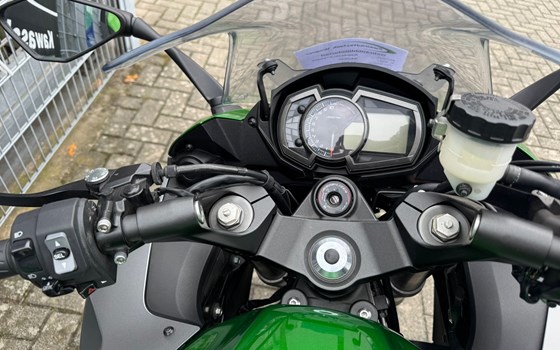 Gebrauchtmotorrad Kawasaki Z1000SX - Bild 6