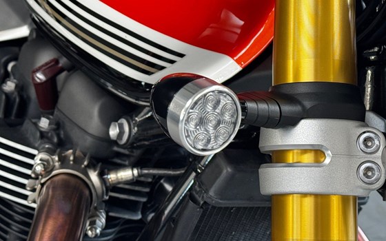 Gebrauchtmotorrad Triumph Speed Twin 1200 RS - Bild 9