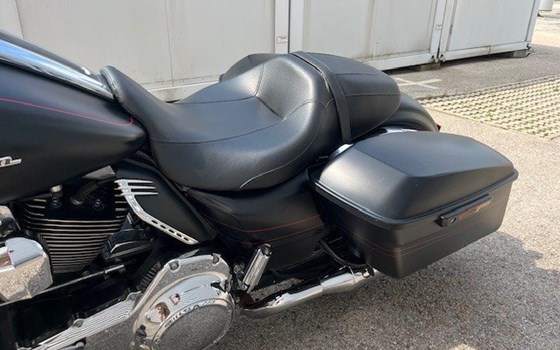 Gebrauchtmotorrad Harley-Davidson Touring Street Glide Special FLHXS - Bild 10 Gebrauchtmotorrad Harley-Davidson Touring Street Glide Special FLHXS - Bild 10