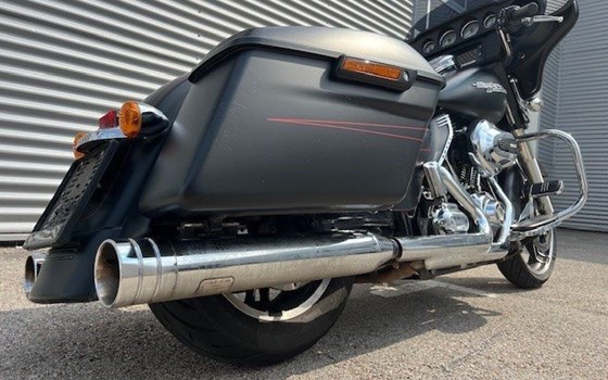 Gebrauchtmotorrad Harley-Davidson Touring Street Glide Special FLHXS - Bild 7 Gebrauchtmotorrad Harley-Davidson Touring Street Glide Special FLHXS - Bild 7
