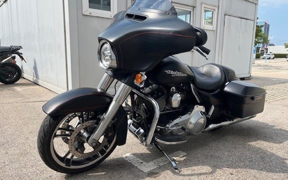 Gebrauchtmotorrad Harley-Davidson Touring Street Glide Special FLHXS - Bild 9 Gebrauchtmotorrad Harley-Davidson Touring Street Glide Special FLHXS - Bild 9