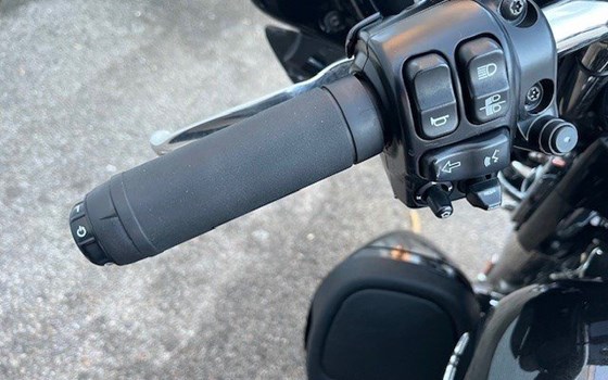 Gebrauchtmotorrad Harley-Davidson Touring Electra Glide Ultra Limited FLHTK - Bild 11 Gebrauchtmotorrad Harley-Davidson Touring Electra Glide Ultra Limited FLHTK - Bild 11