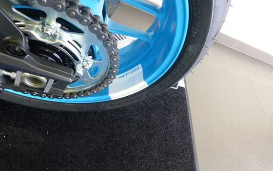 Motorrad Occasion Yamaha MT-09 35kW - Bild 5