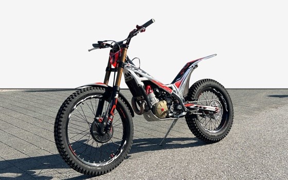 Gebrauchtmotorrad TRS One 280 - Bild 1 Gebrauchtmotorrad TRS One 280 - Bild 1