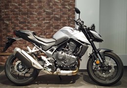 Neumotorrad Honda CB750 Hornet