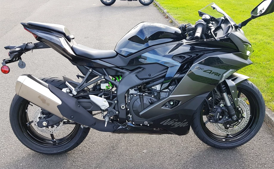 Angebot Kawasaki Ninja ZX-4RR Bild 8: Angebot Kawasaki Ninja ZX-4RR