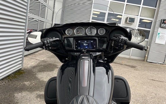 Gebrauchtmotorrad Harley-Davidson Touring Street Glide ST - Bild 12 Gebrauchtmotorrad Harley-Davidson Touring Street Glide ST - Bild 12