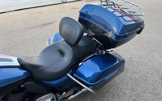 Gebrauchtmotorrad Harley-Davidson Street Glide FLHX - Bild 10 Gebrauchtmotorrad Harley-Davidson Street Glide FLHX - Bild 10