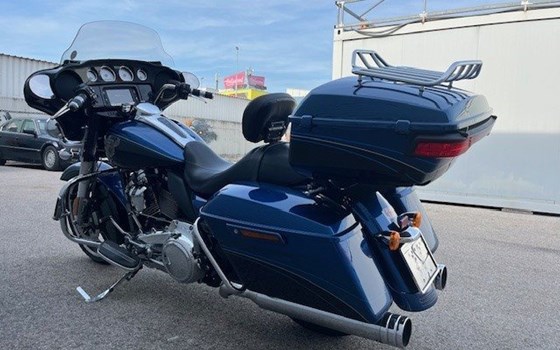 Gebrauchtmotorrad Harley-Davidson Street Glide FLHX - Bild 8 Gebrauchtmotorrad Harley-Davidson Street Glide FLHX - Bild 8