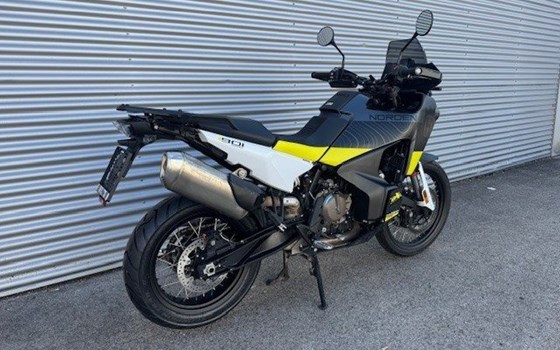 Gebrauchtmotorrad Husqvarna Norden 901 - Bild 3 Gebrauchtmotorrad Husqvarna Norden 901 - Bild 3