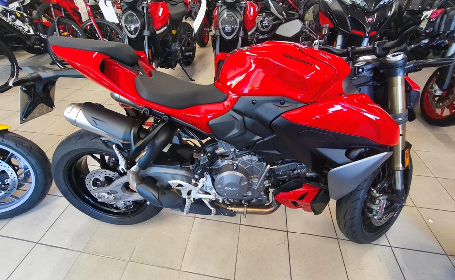 Angebot Ducati Streetfighter V2 Bild 2: Angebot Ducati Streetfighter V2