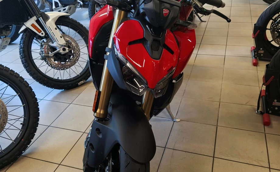 Angebot Ducati Streetfighter V2 Bild 3: Angebot Ducati Streetfighter V2