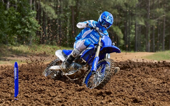 Neufahrzeug Yamaha YZ450F - Bild 8 Neufahrzeug Yamaha YZ450F - Bild 8
