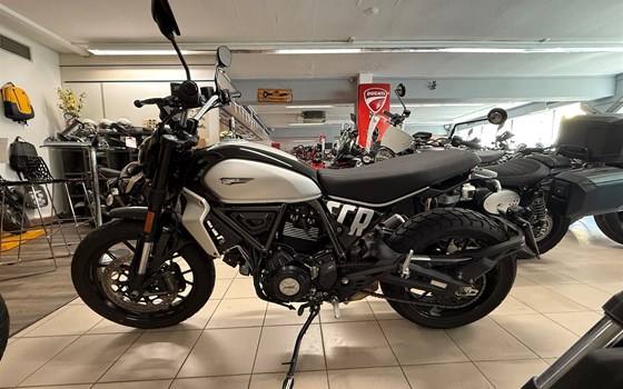 Gebrauchtmotorrad Ducati Scrambler Icon - Bild 1
