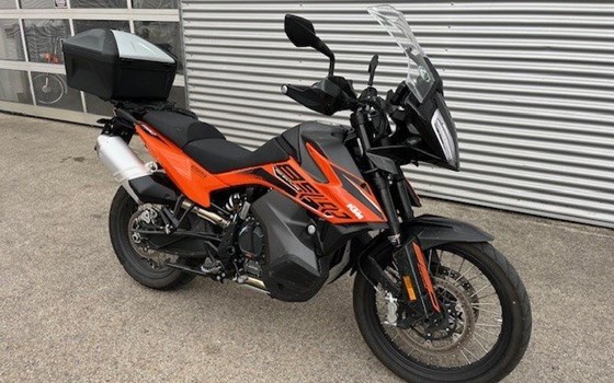 Gebrauchtmotorrad KTM 890 Adventure - Bild 3 Gebrauchtmotorrad KTM 890 Adventure - Bild 3