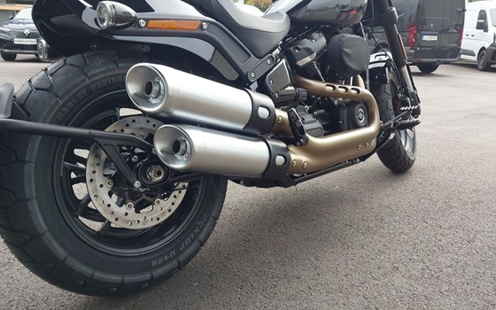 Neufahrzeug Harley-Davidson Softail Fat Bob 114 FXFBS - Bild 11 Neufahrzeug Harley-Davidson Softail Fat Bob 114 FXFBS - Bild 11