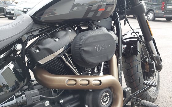 Neufahrzeug Harley-Davidson Softail Fat Bob 114 FXFBS - Bild 12 Neufahrzeug Harley-Davidson Softail Fat Bob 114 FXFBS - Bild 12