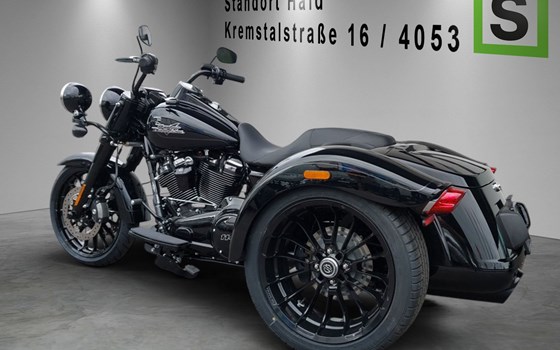 Neufahrzeug Harley-Davidson Freewheeler - Bild 3 Neufahrzeug Harley-Davidson Freewheeler - Bild 3