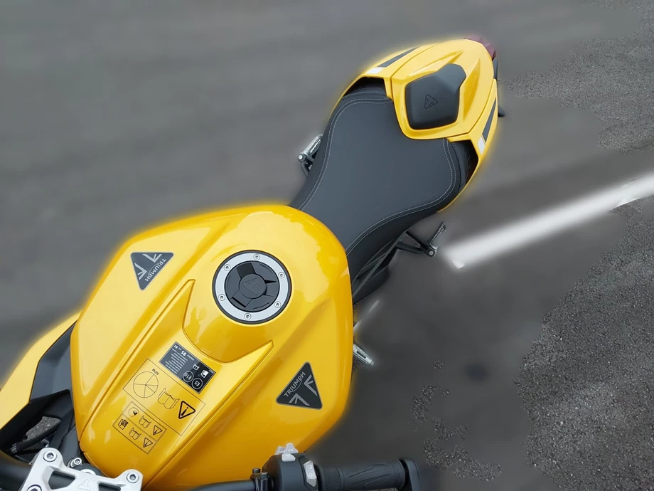 Angebot Triumph Street Triple 765 RS Bild 10: Angebot Triumph Street Triple 765 RS