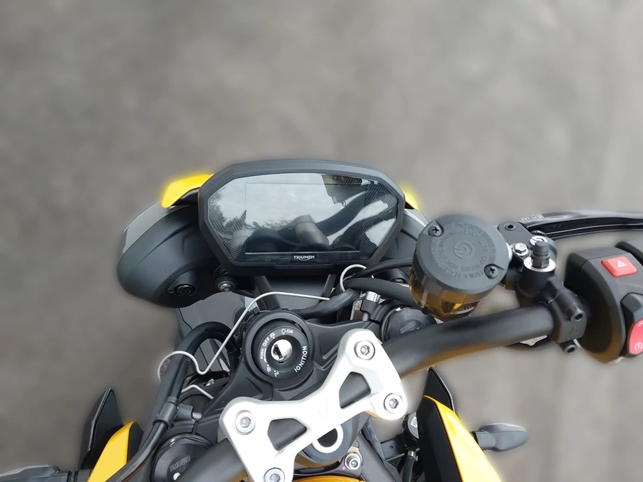 Angebot Triumph Street Triple 765 RS Bild 8: Angebot Triumph Street Triple 765 RS