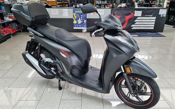 Gebrauchtmotorrad Honda SH350i - Bild 1