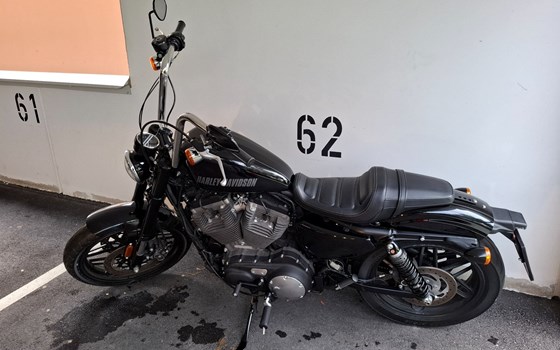 Gebrauchtmotorrad Harley-Davidson Roadster - Bild 1