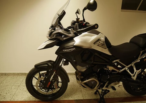 zum Vergrössern bitte anklicken!