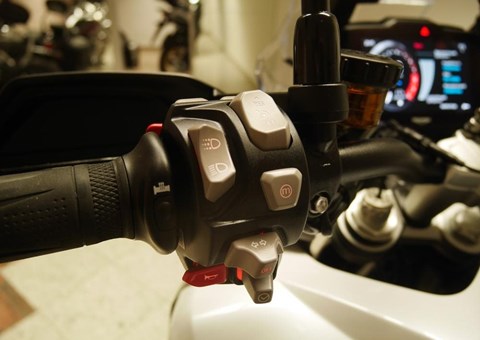 zum Vergrössern bitte anklicken!