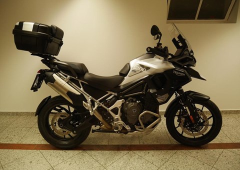 zum Vergrössern bitte anklicken!