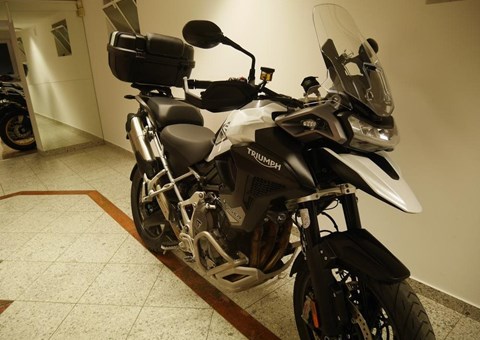 zum Vergrössern bitte anklicken!