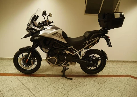 zum Vergrössern bitte anklicken!