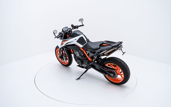 Motorrad Occasion KTM 890 Duke R - Bild 5