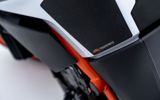 Motorrad Occasion KTM 890 Duke R - Bild 9