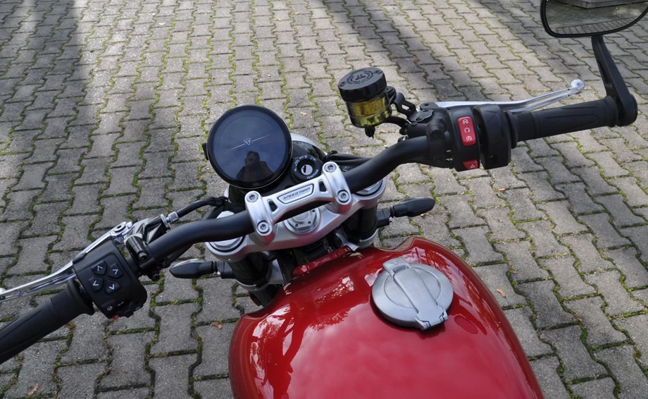 Angebot Triumph Speed Twin 1200 Bild 7: Angebot Triumph Speed Twin 1200