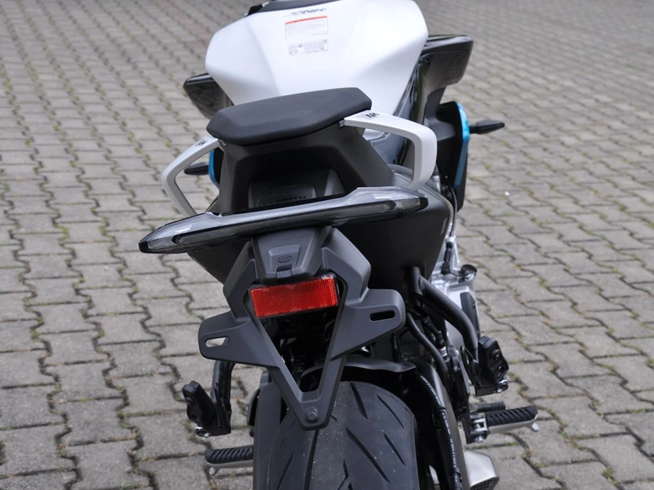 Angebot CFMOTO 675NK Bild 11: Angebot CFMOTO 675NK