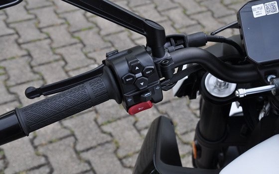 Neufahrzeug CFMOTO 675NK - Bild 17