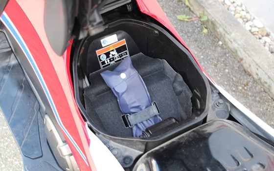 Gebrauchtmotorrad Honda Integra - Bild 18